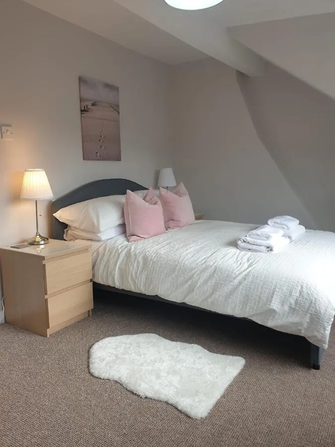 Holiday home Sunset House - Whitby Townhouse Near The Sea Sleeps 8 Villa